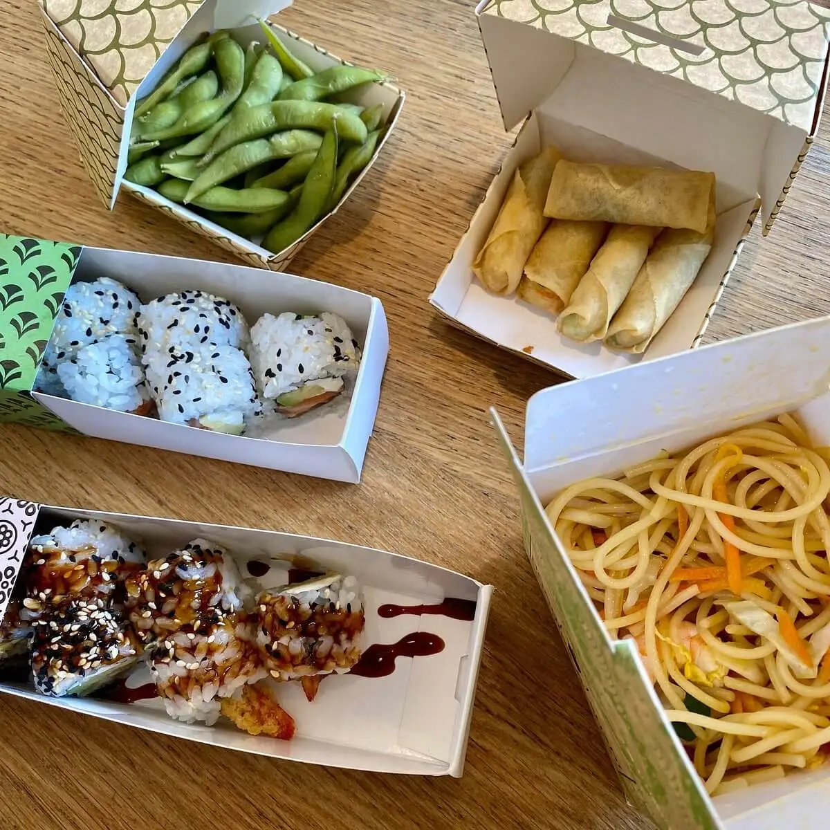 Nudol and sushi